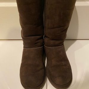 Tall ugg boots